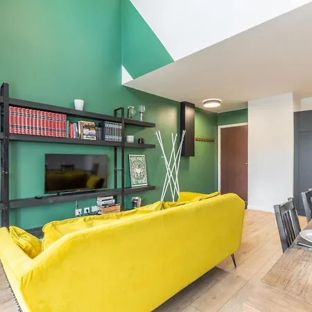 Apartment Bright 2-bedroom W Balcony And Parking Lambersart