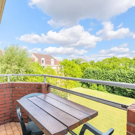 Bright 2-bedroom W Balcony And Parking